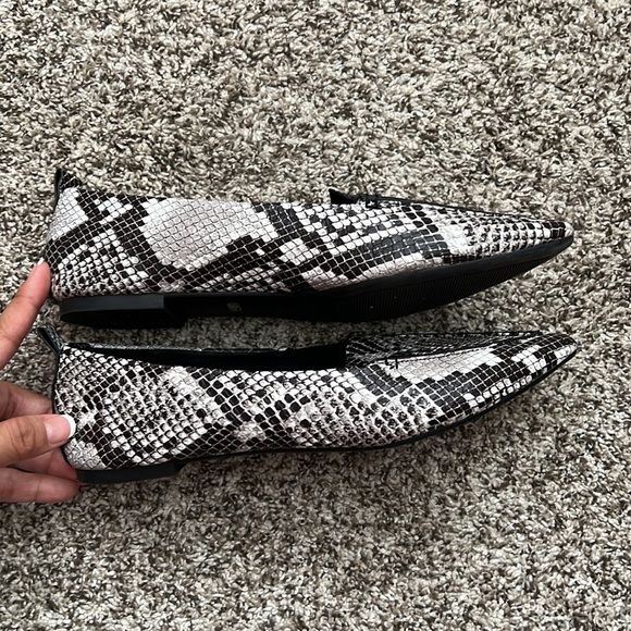 Lulus Emmy Snakeskin Print Pointed Toe Ballet Loafer Shoes - Picture 7 of 7